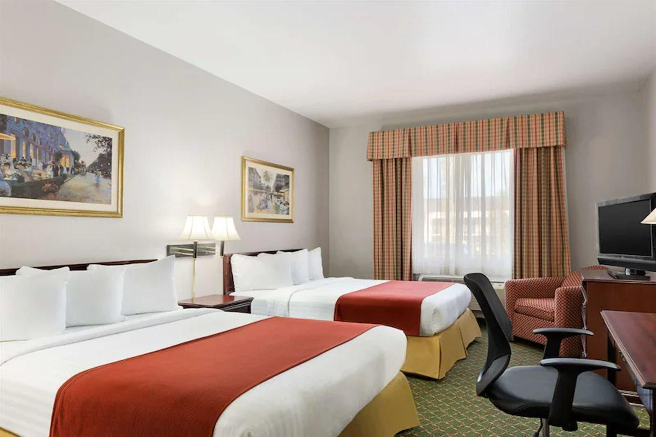 Country Inn & Suites By Radisson, Fort Worth West L-30 Nas Jrb Экстерьер фото
