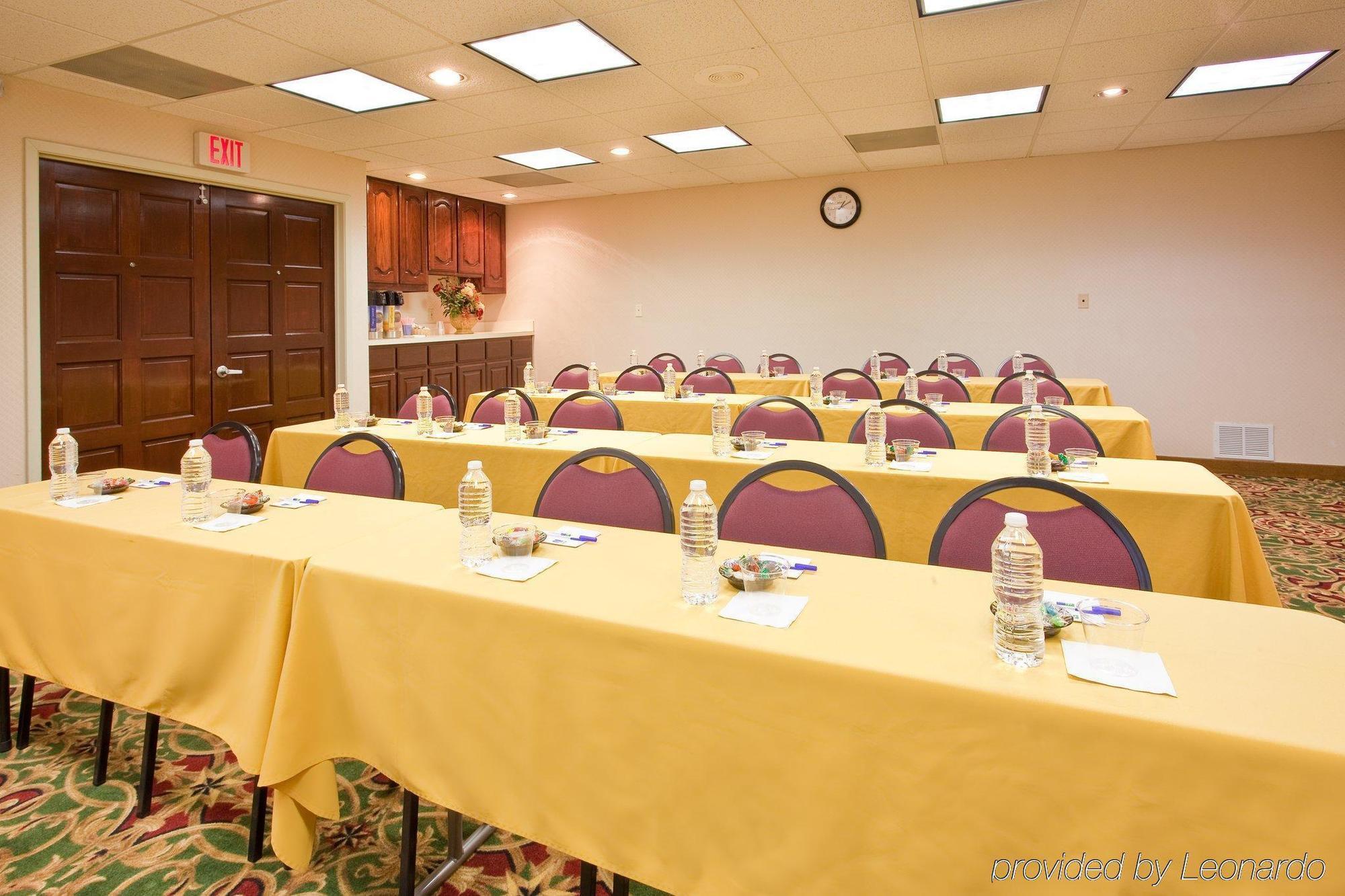 Country Inn & Suites By Radisson, Fort Worth West L-30 Nas Jrb Экстерьер фото